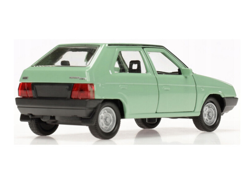 Welly Škoda Favorit 1:34 světle zelený